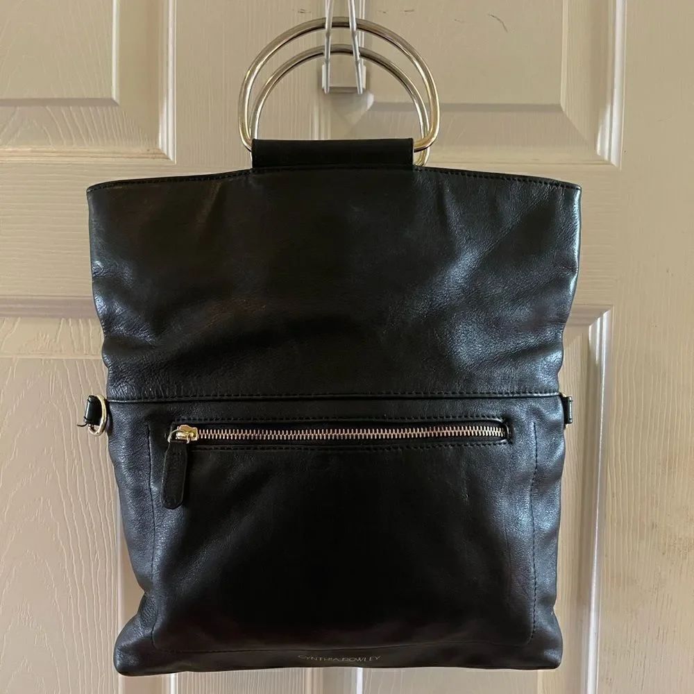 CYNTHIA ROWLEY BLACK LEATHER CONVERTIBLE FOLD-OVER SATCHEL TOTE .